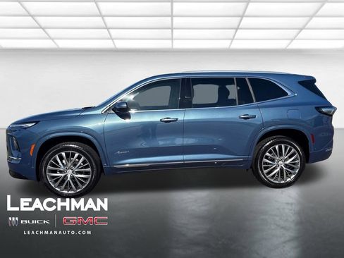 Certified 2026 Buick Enclave Avenir w/ Super Cruise Package FWD image 8