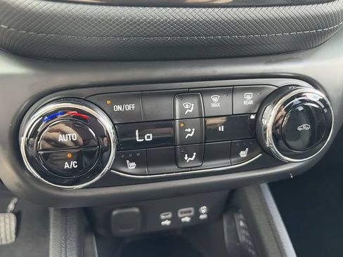 Used 2023 Chevrolet TrailBlazer LT w/ Convenience Package AWD/4WD image 28