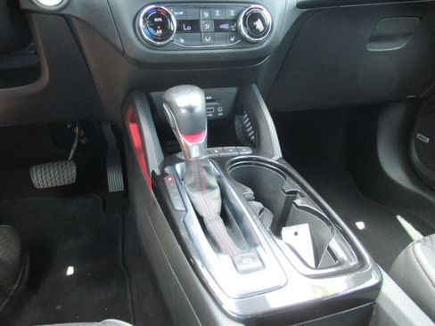 Used 2021 Chevrolet TrailBlazer RS FWD image 25