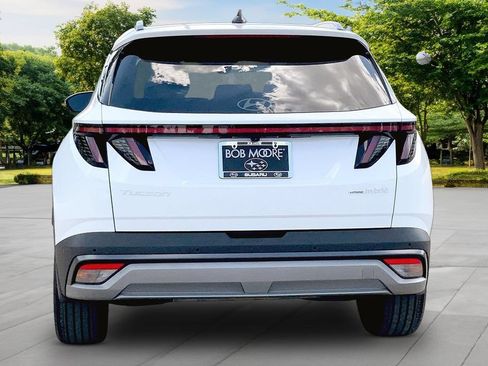 Used 2025 Hyundai Tucson Limited AWD/4WD image 5