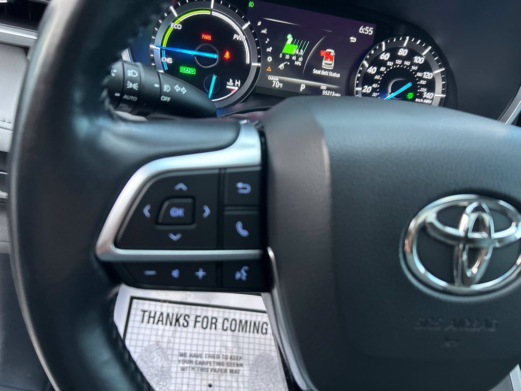 Used 2020 Toyota Highlander XLE AWD/4WD image 28