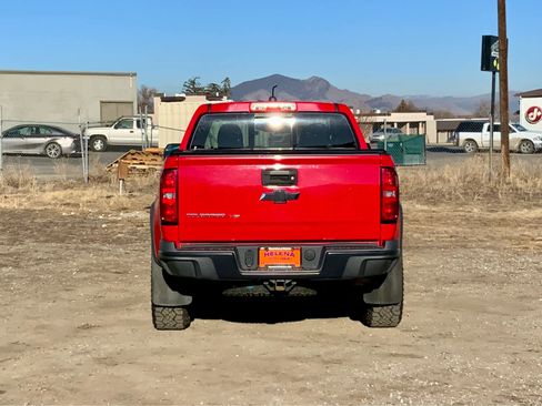 Used 2019 Chevrolet Colorado ZR2 image 4