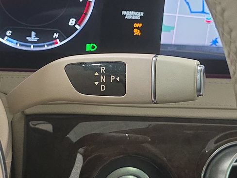 Used 2020 Mercedes-Benz S 450 Sedan image 18
