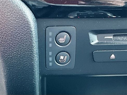 Used 2022 Honda Pilot Elite image 21