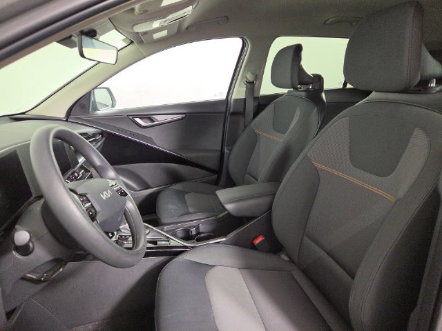 Certified 2025 Kia Niro LX FWD image 12