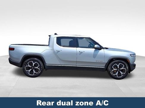 Used 2022 Rivian R1T Adventure image 9
