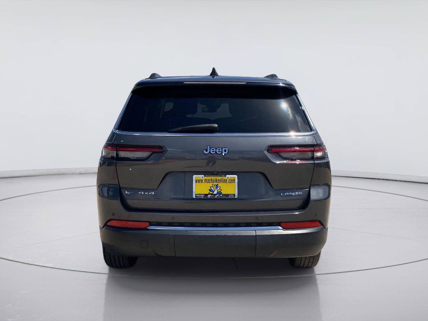 Used 2023 Jeep Grand Cherokee L Laredo AWD/4WD image 4