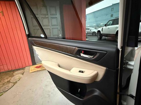 Used 2016 Subaru Outback 2.5i Limited image 44