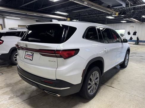 Certified 2026 Buick Enclave Preferred AWD/4WD image 3