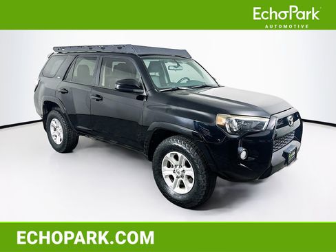Used 2017 Toyota 4Runner SR5 image 1
