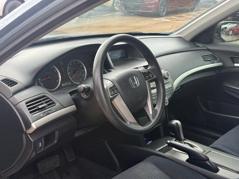Used 2012 Honda Accord LX image 4