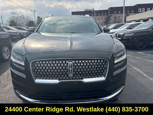 Used 2022 Lincoln Nautilus Reserve image 2