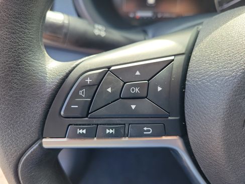 Certified 2024 Nissan Kicks SV FWD image 17