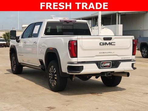 Used 2024 GMC Sierra 2500 Denali Ultimate w/ Max Trailering Package AWD/4WD image 7