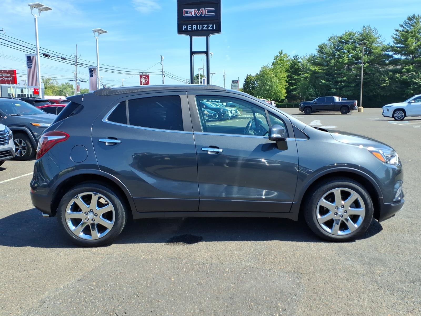 Used 2017 Buick Encore Essence w/ Experience Buick Package FWD image 2