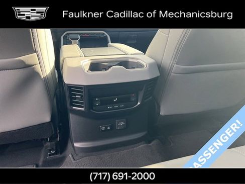 Used 2025 Toyota Sequoia Limited image 19