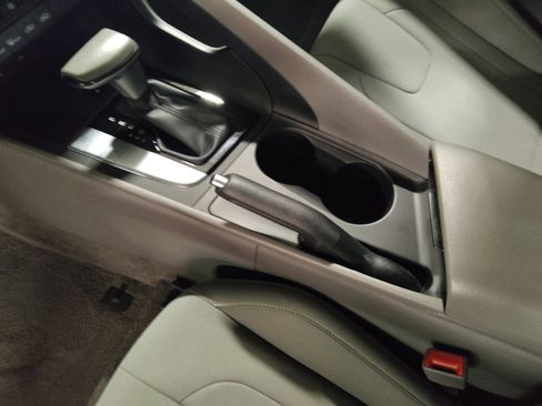 Used 2025 Hyundai Elantra Sport FWD image 26