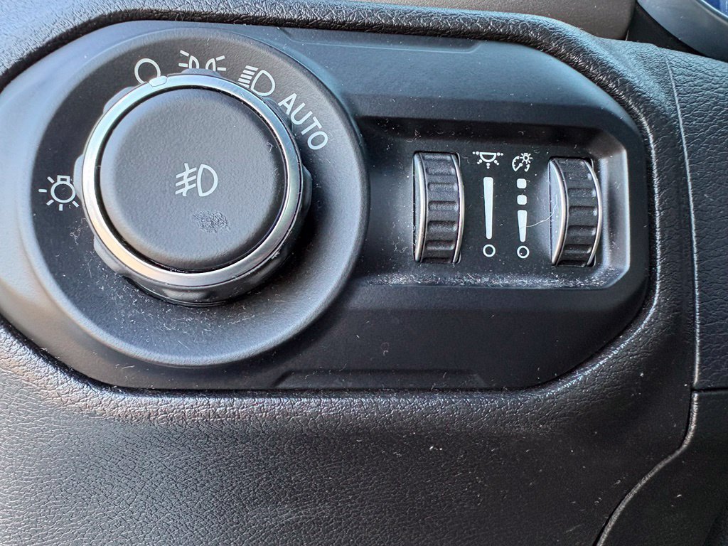 Used 2018 Jeep Wrangler Unlimited Sport S AWD/4WD image 31