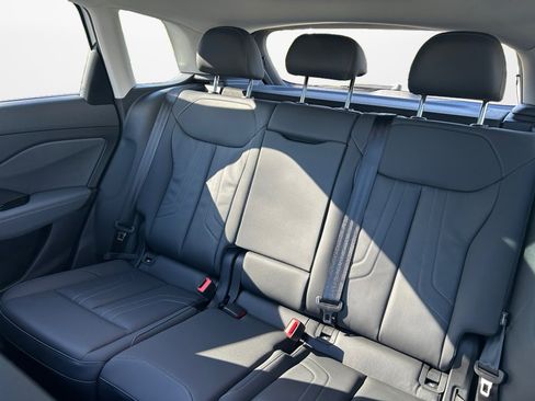 New 2026 Audi Q3 quattro 2.0T AWD/4WD image 12