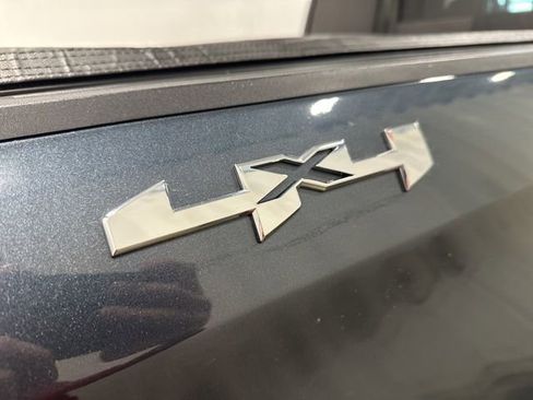 Used 2019 GMC Sierra 1500 SLT w/ SLT Premium Plus Package image 34