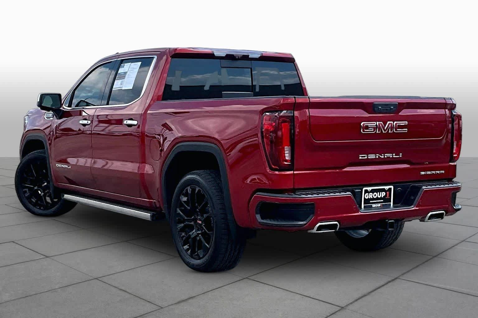 Used 2023 GMC Sierra 1500 Denali w/ Denali Reserve Package AWD/4WD image 12