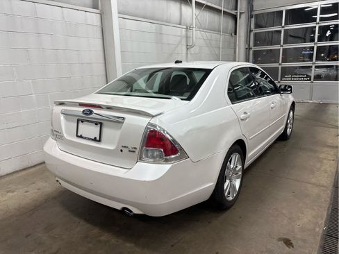 Used 2009 Ford Fusion SEL image 3