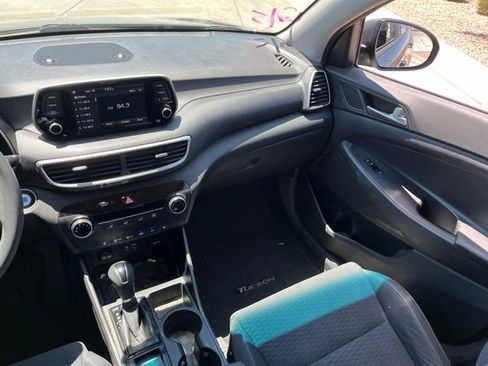 Used 2019 Hyundai Tucson Value FWD image 9