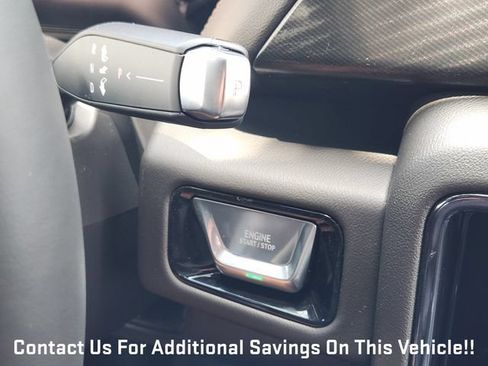 New 2026 GMC Yukon AT4 AWD/4WD image 16