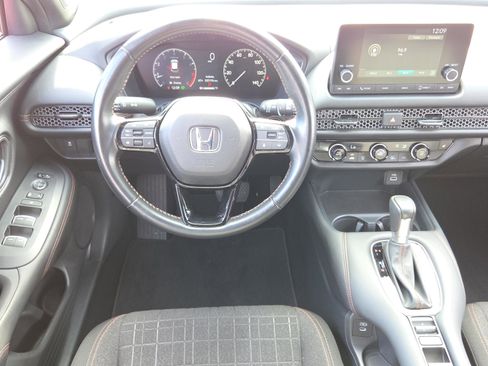 Certified 2025 Honda HR-V Sport image 11