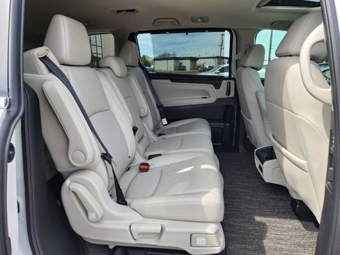 Used 2025 Honda Odyssey EX-L image 14