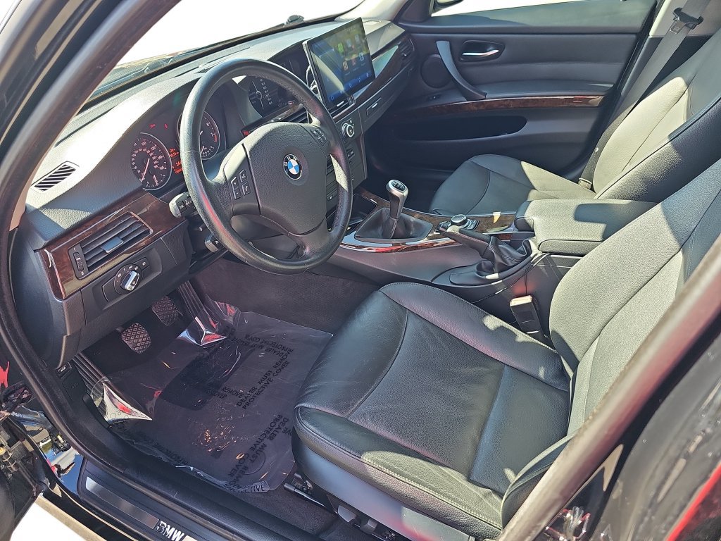 Used 2009 BMW 328i Sedan RWD image 16