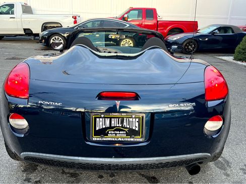 Used 2006 Pontiac Solstice Convertible w/ Power Package image 4