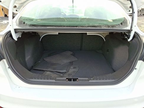 Used 2016 Ford Focus SE image 28