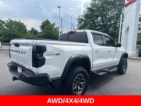 Used 2024 Chevrolet Colorado ZR2 w/ ZR2 Convenience Package III AWD/4WD image 8