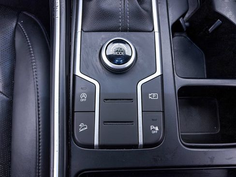 Used 2021 Kia Sorento S w/ Panoramic Sunroof Package FWD image 23