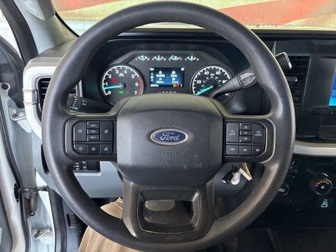 Used 2024 Ford F250 XL RWD image 12