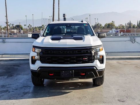 Used 2023 Chevrolet Silverado 1500 Custom Trail Boss AWD/4WD image 3