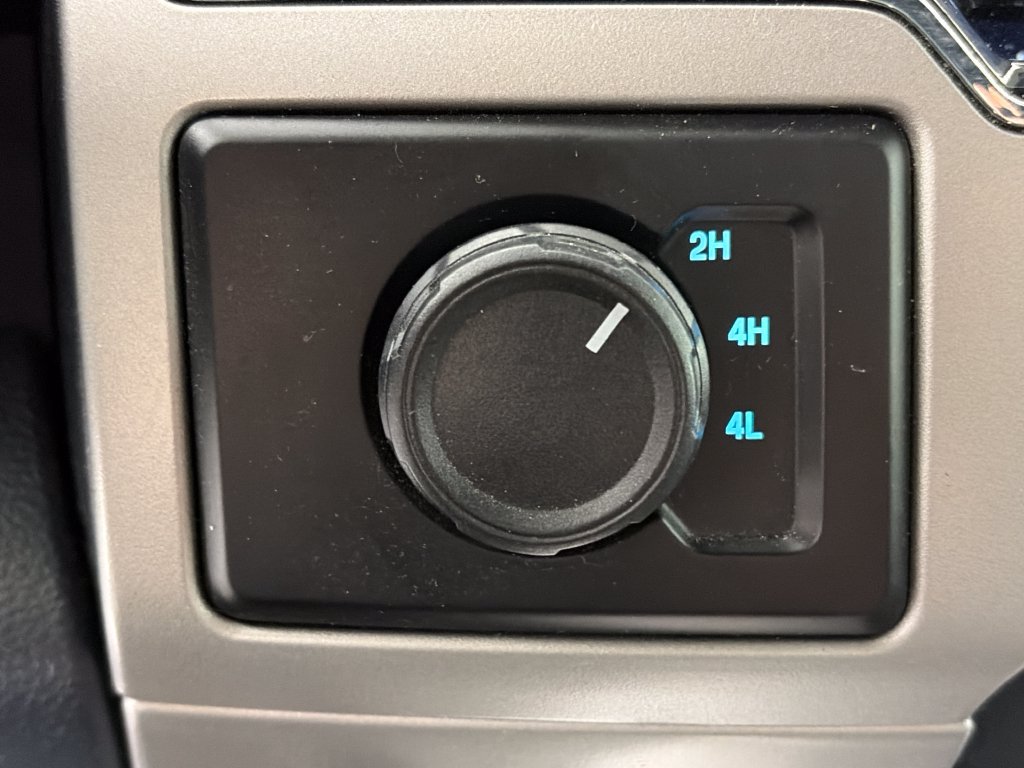 Used 2022 Ford F250 Lariat w/ Lariat Value Package AWD/4WD image 23