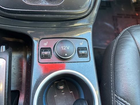 Used 2016 Ford Escape Titanium image 19