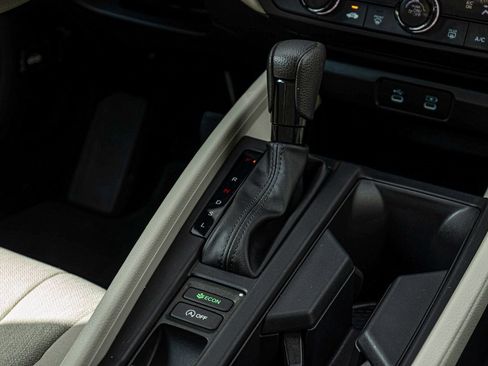 Used 2025 Honda Accord LX image 26