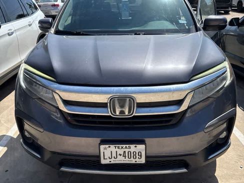 Used 2019 Honda Pilot Elite image 1