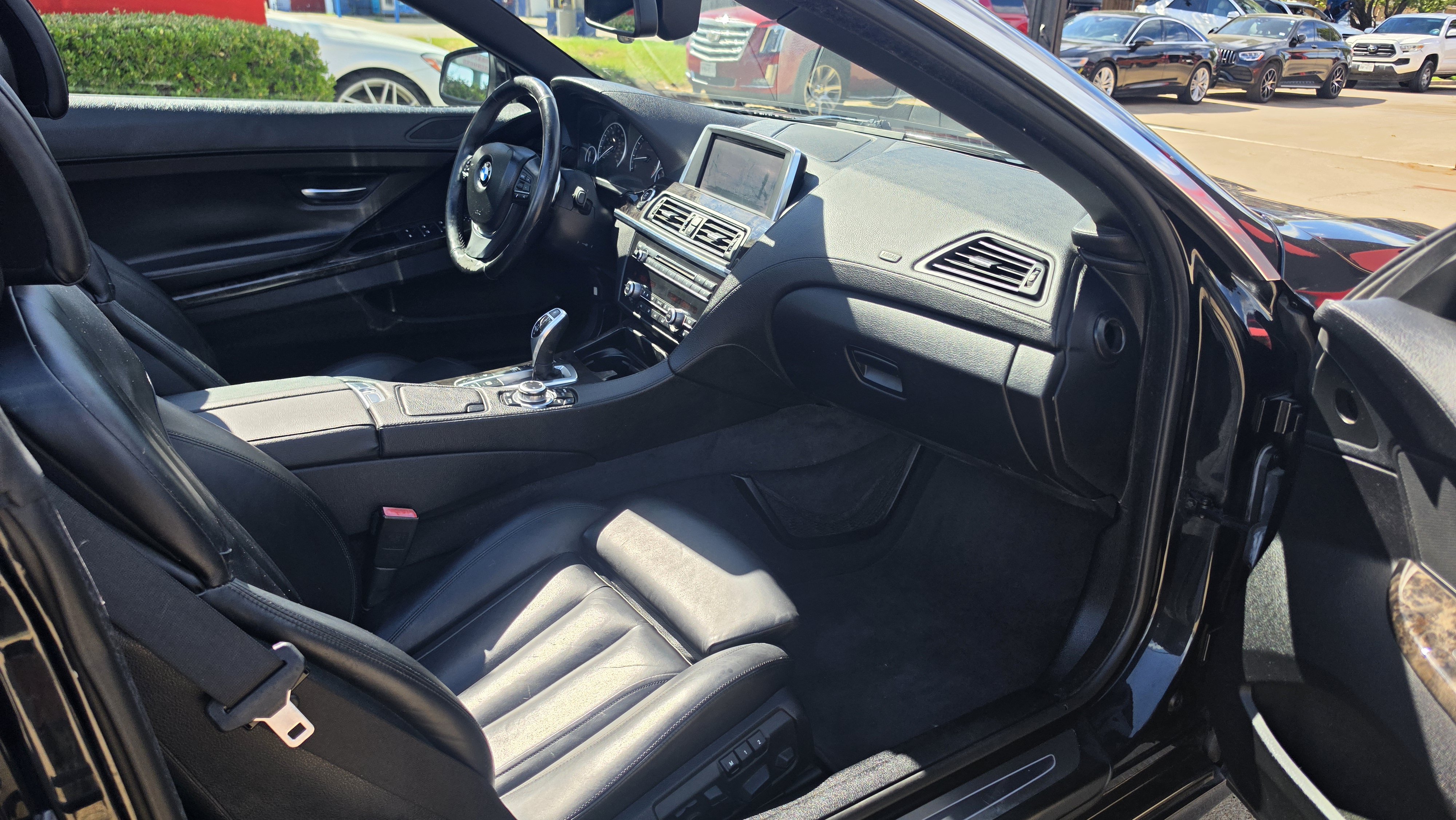 Used 2013 BMW 650i xDrive Convertible AWD/4WD image 21