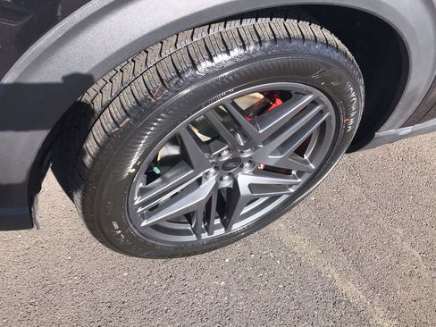 Used 2025 Ford Explorer ST w/ Sun And Sound Package image 10