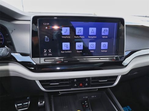 New 2025 Volkswagen Atlas Cross Sport SEL Premium R-Line image 19