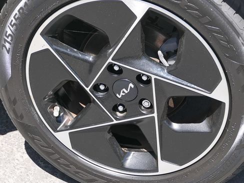 Used 2023 Kia Soul EX FWD image 11