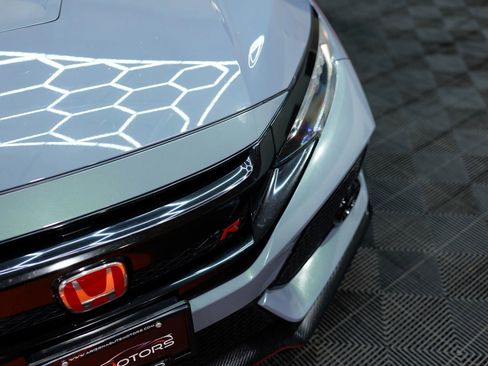 Used 2019 Honda Civic Type R image 7