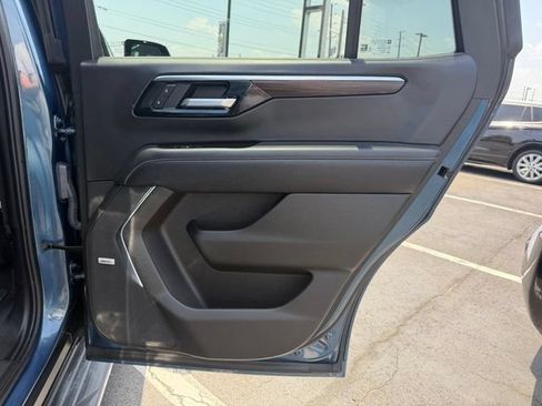 Certified 2025 Chevrolet Tahoe Premier AWD/4WD image 10