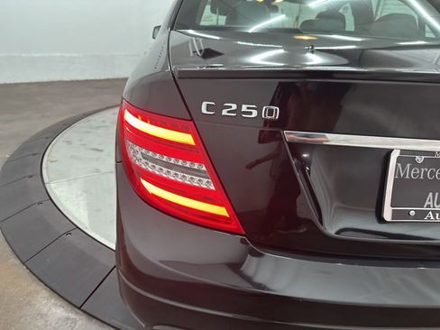 Used 2012 Mercedes-Benz C 250 Sedan image 27