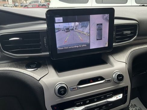 Used 2023 Ford Explorer Timberline image 5