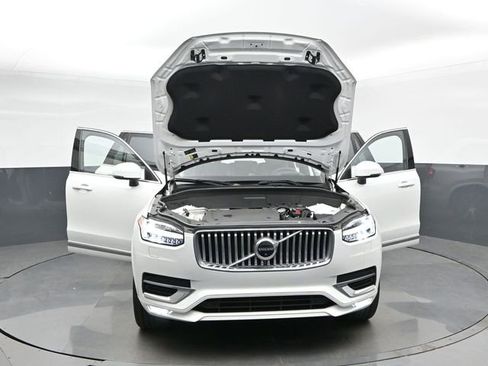 Used 2023 Volvo XC90 B6 Ultimate w/ Protection Package Premier AWD/4WD image 56